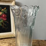 Vase en verre moulée italien