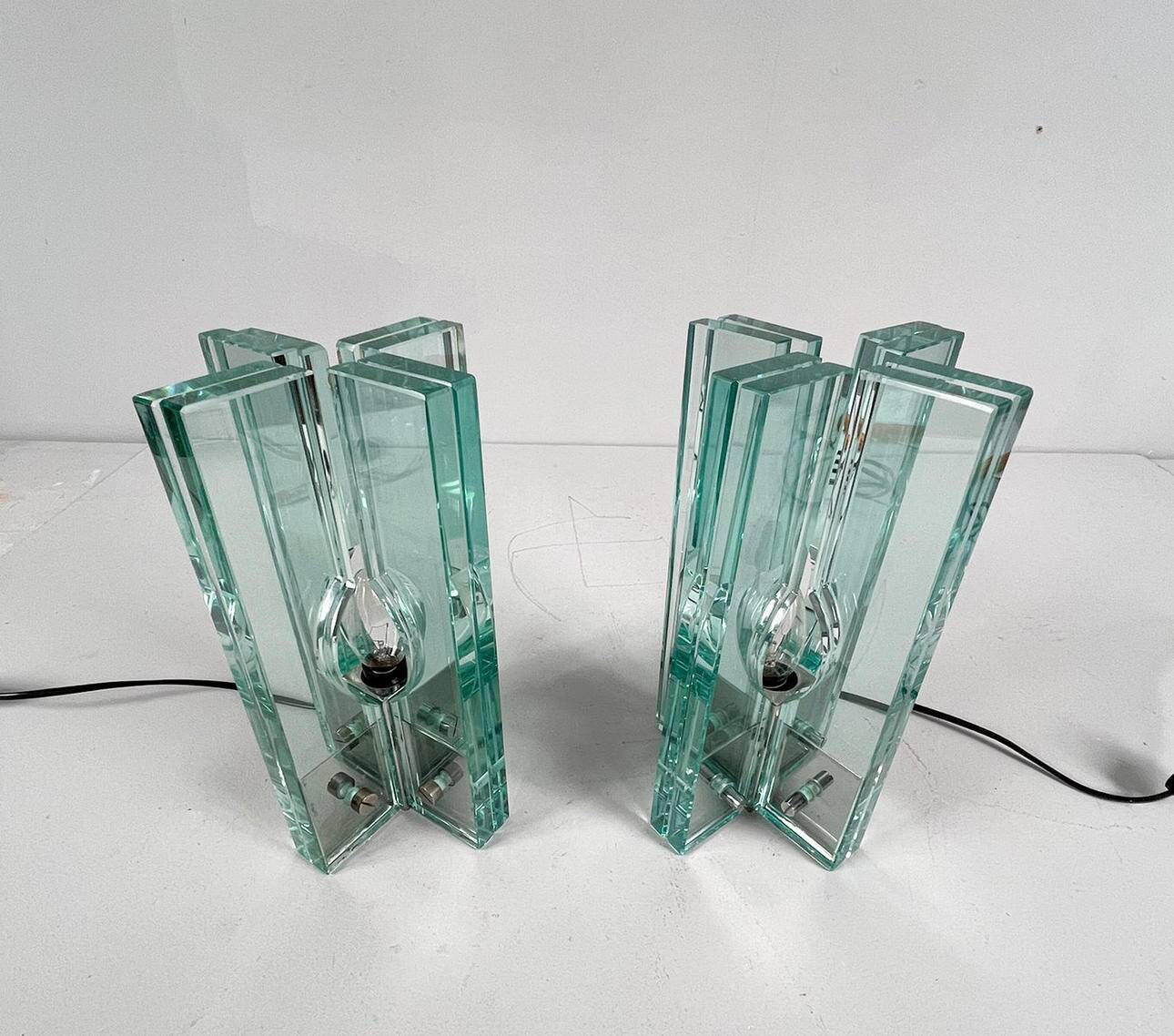 Giorgio Reggiori. Pair of table lamps/glass objects by Giorgio Reggiori for Gallotti & Radice, 1960s, Italy.