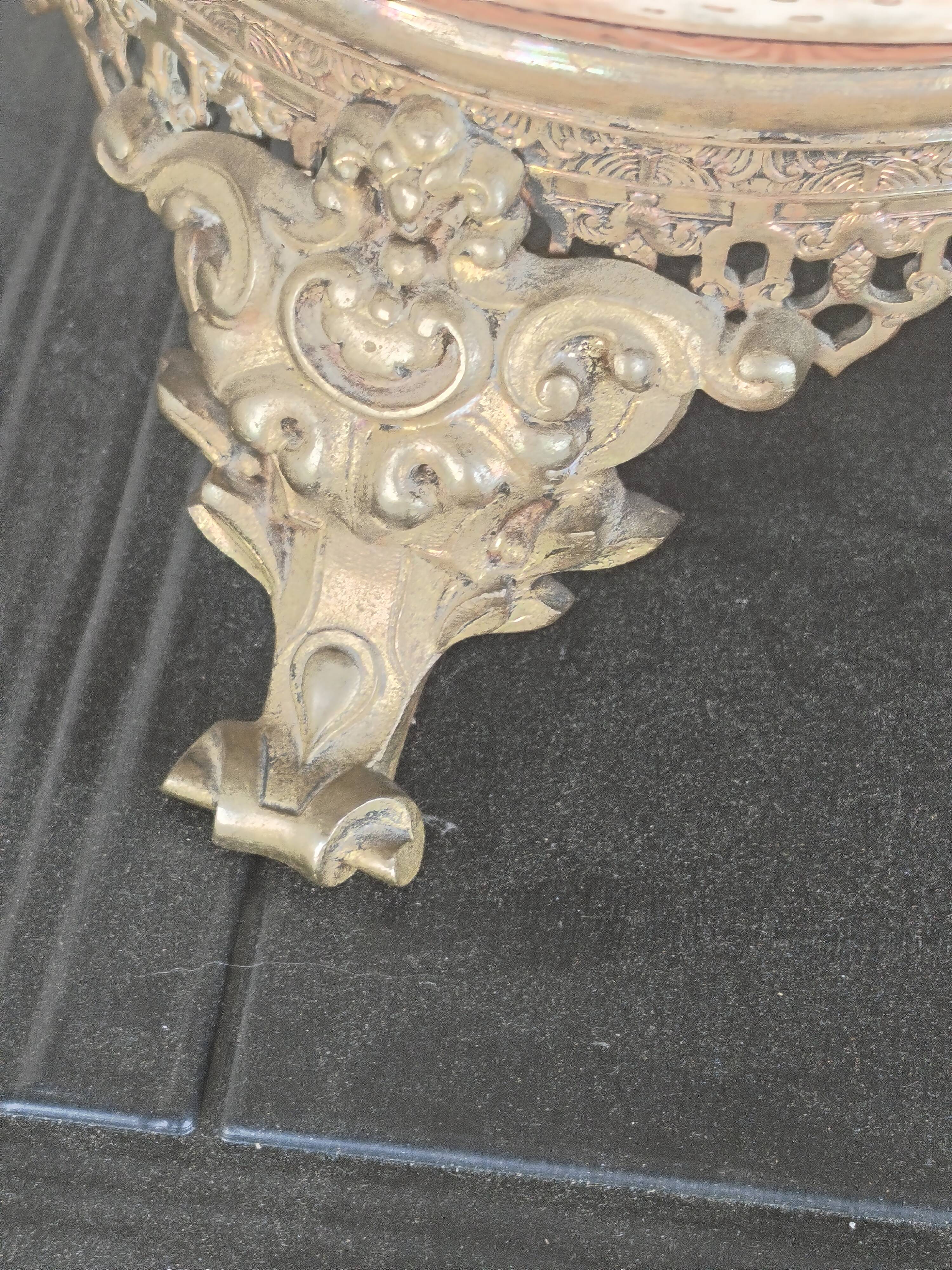 Ancient Chinese Japanese pot vase