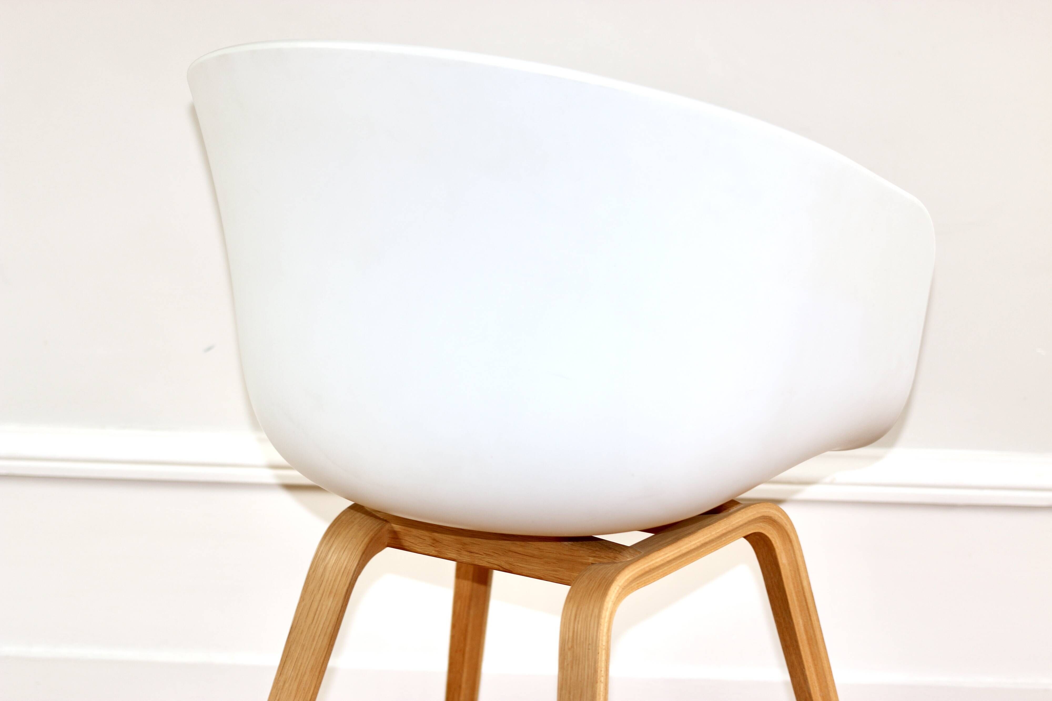 4 fauteuil scandinave Hay "about a chair" blanc