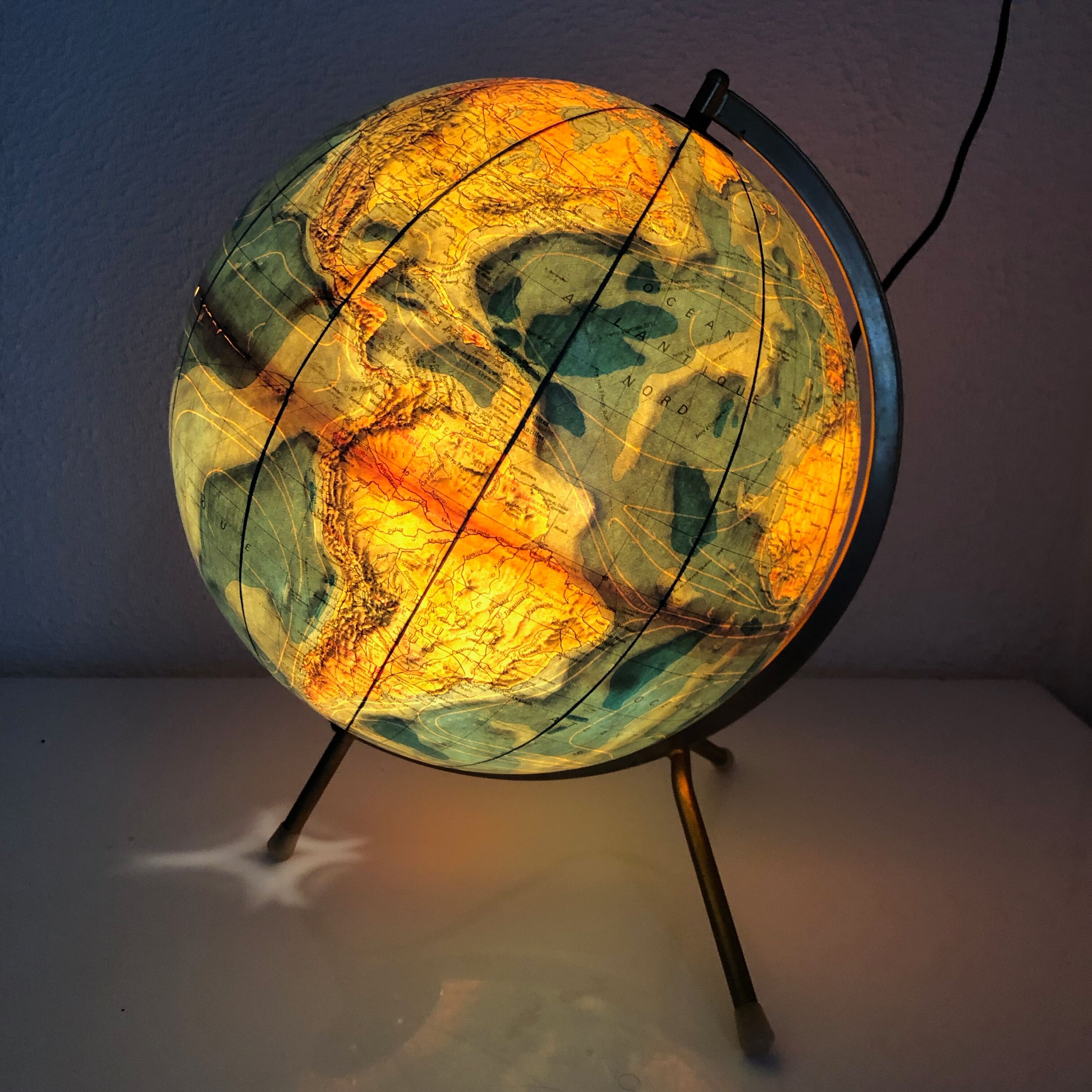 Globe terrestre PVC Taride 32cm vintage 1977
