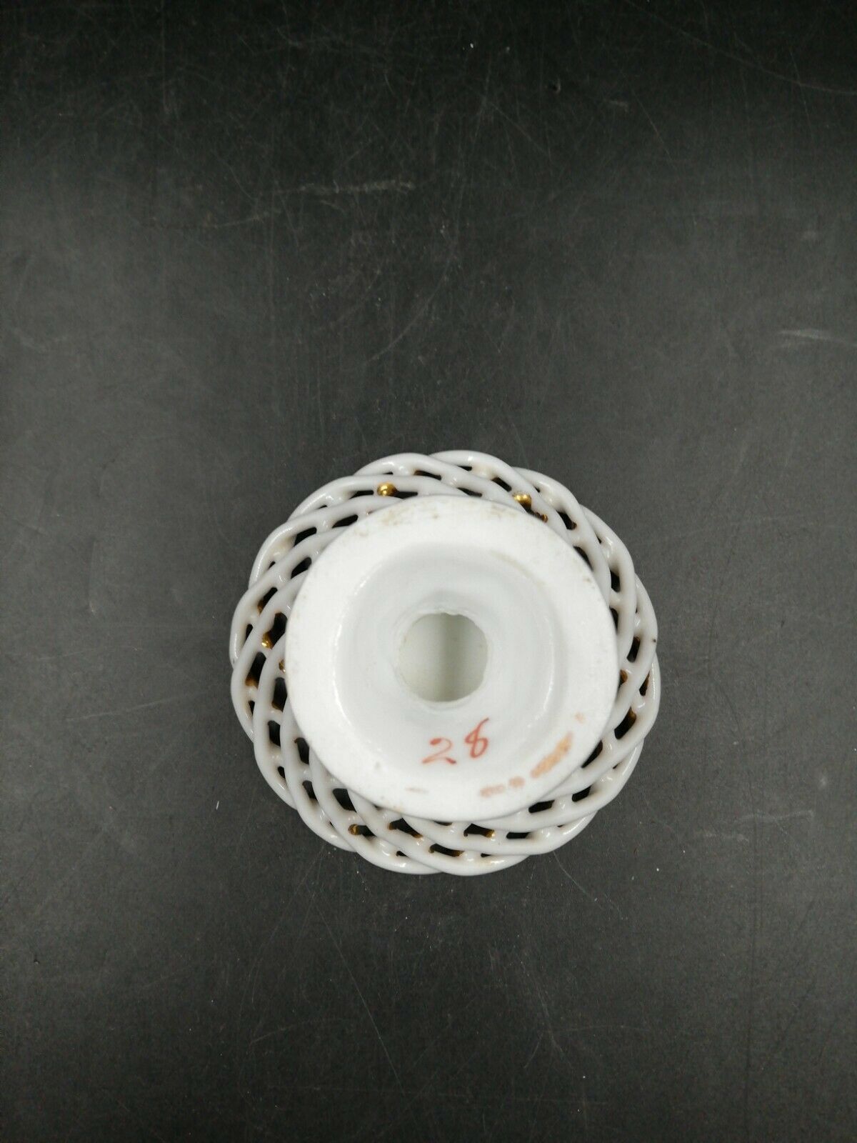 Malicorne earthenware opened basket