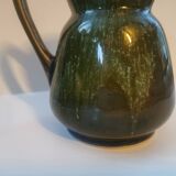 Water pitcher