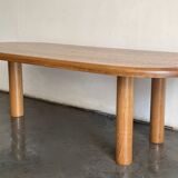 Grande table à manger en chêne massif. Années 1970