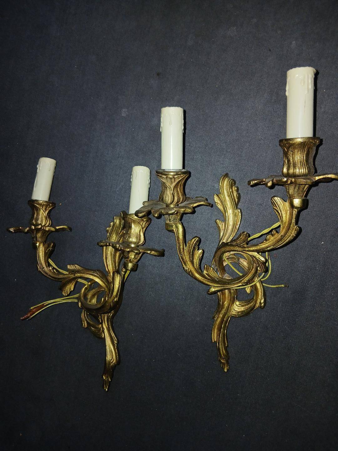 Small Rococo style Louis XV bronze wall lights