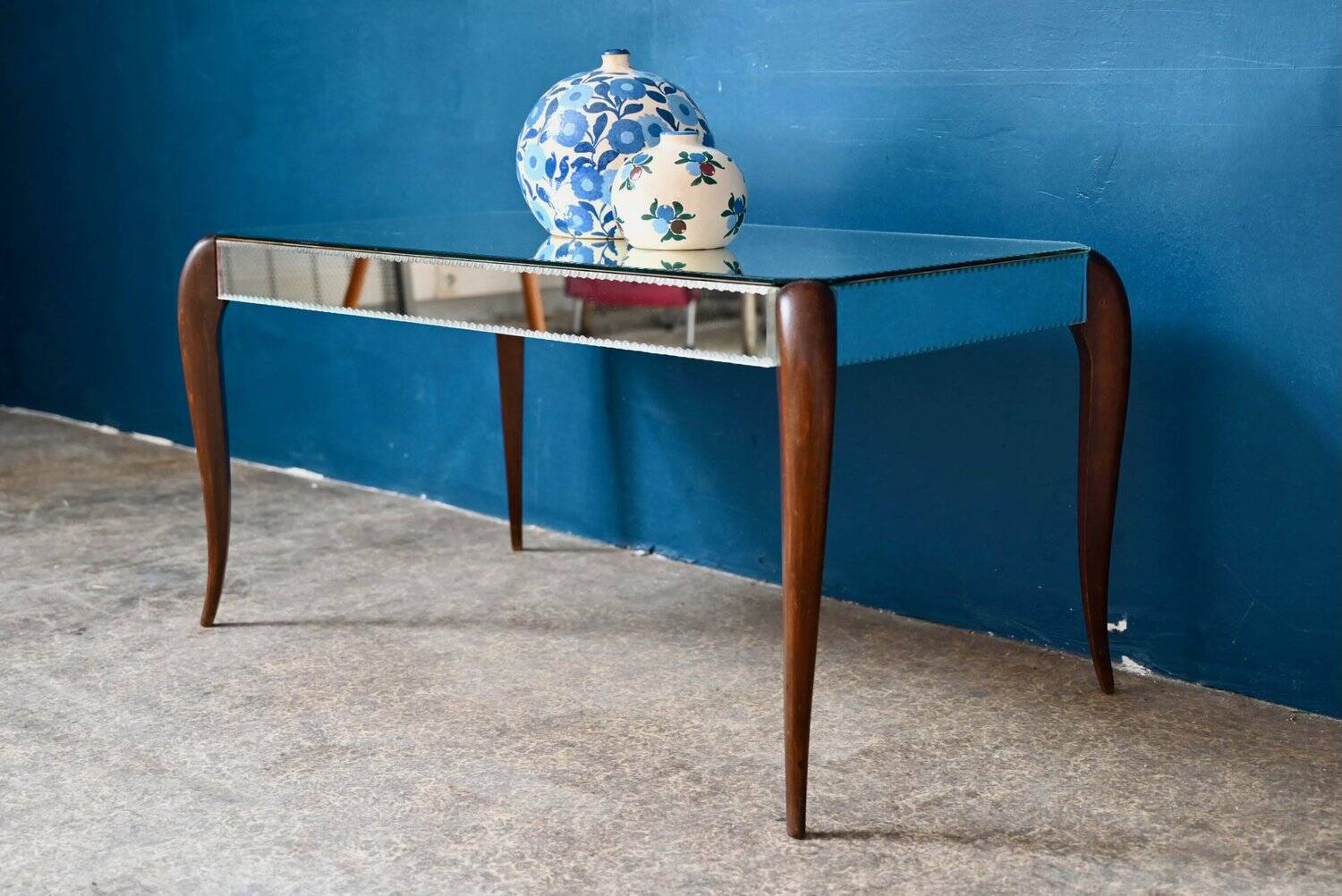 Art Deco coffee table with bevelled mirror from the 1940s, bohemian chic.