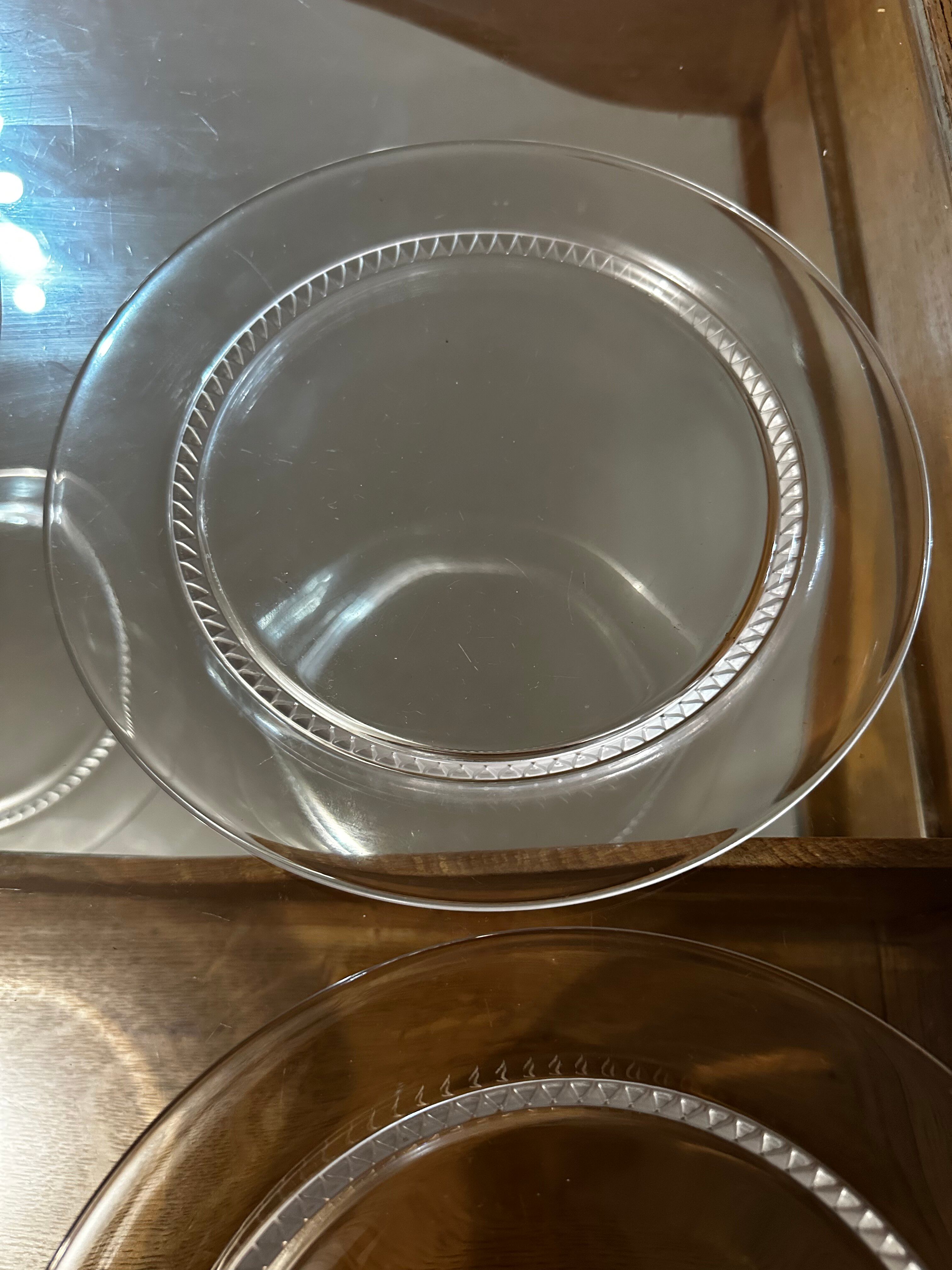 6 Large Lalique plates France Model Bourgueil D 21 cm