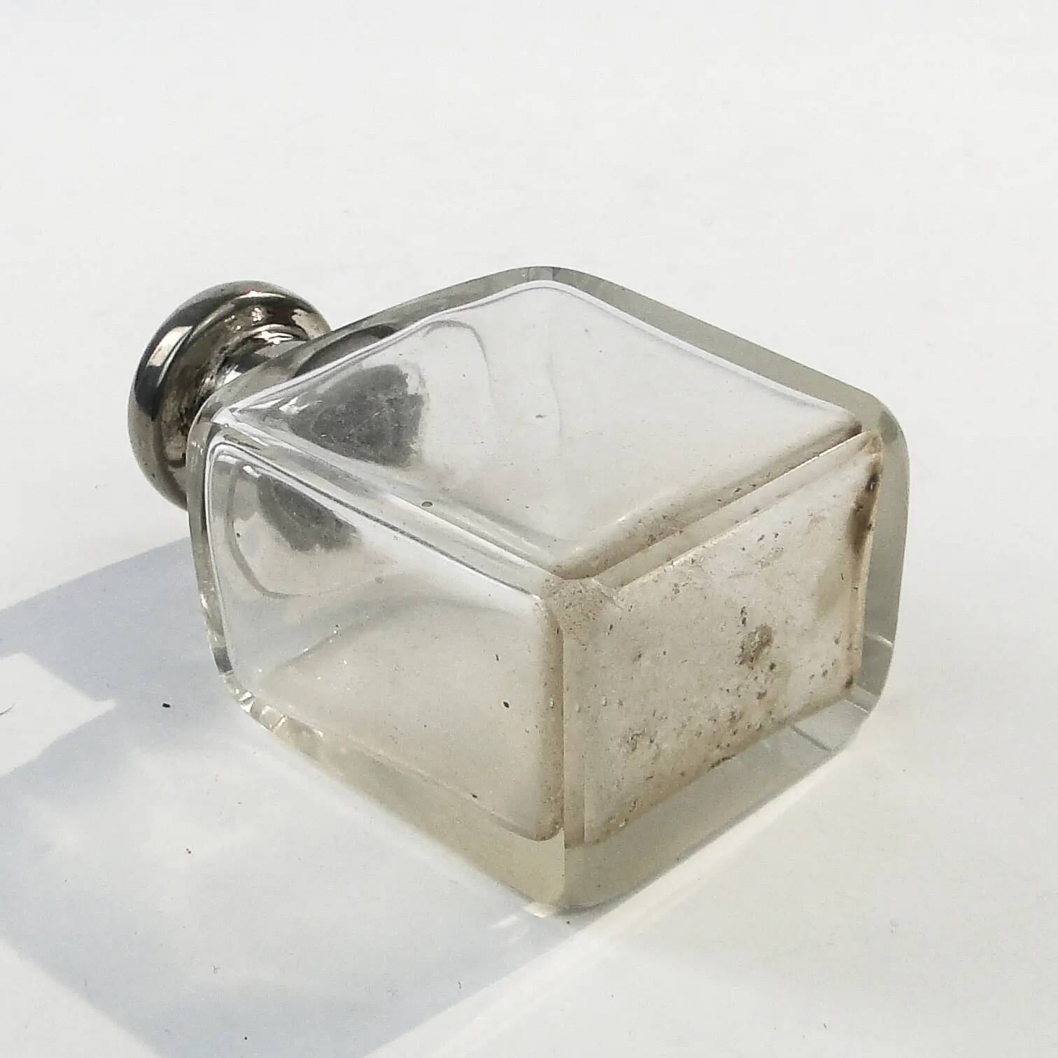 Art Deco hip flask, crystal, France, 1930s