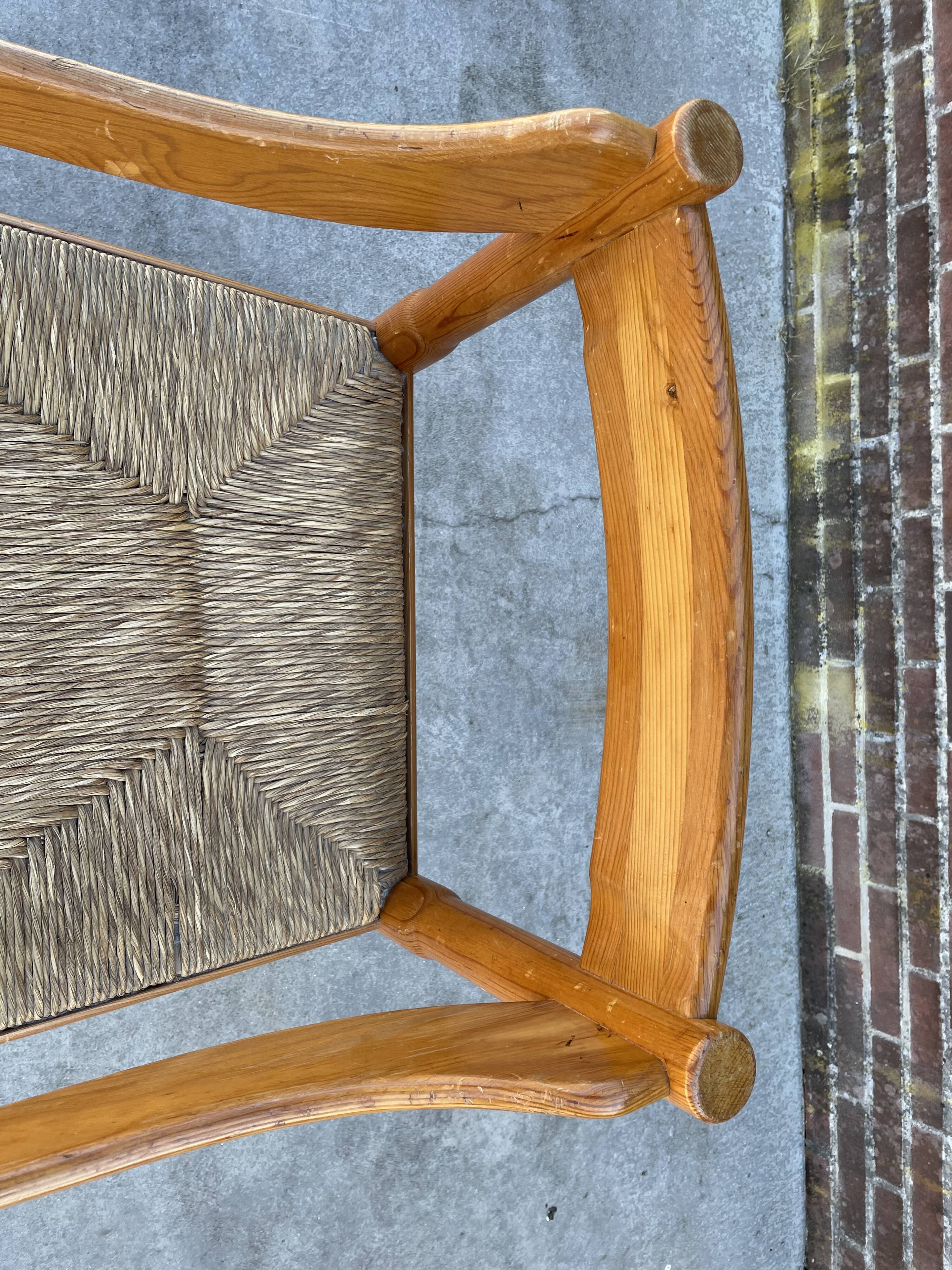 Carimate modèle 892 Vico Magistretti pour Cassina