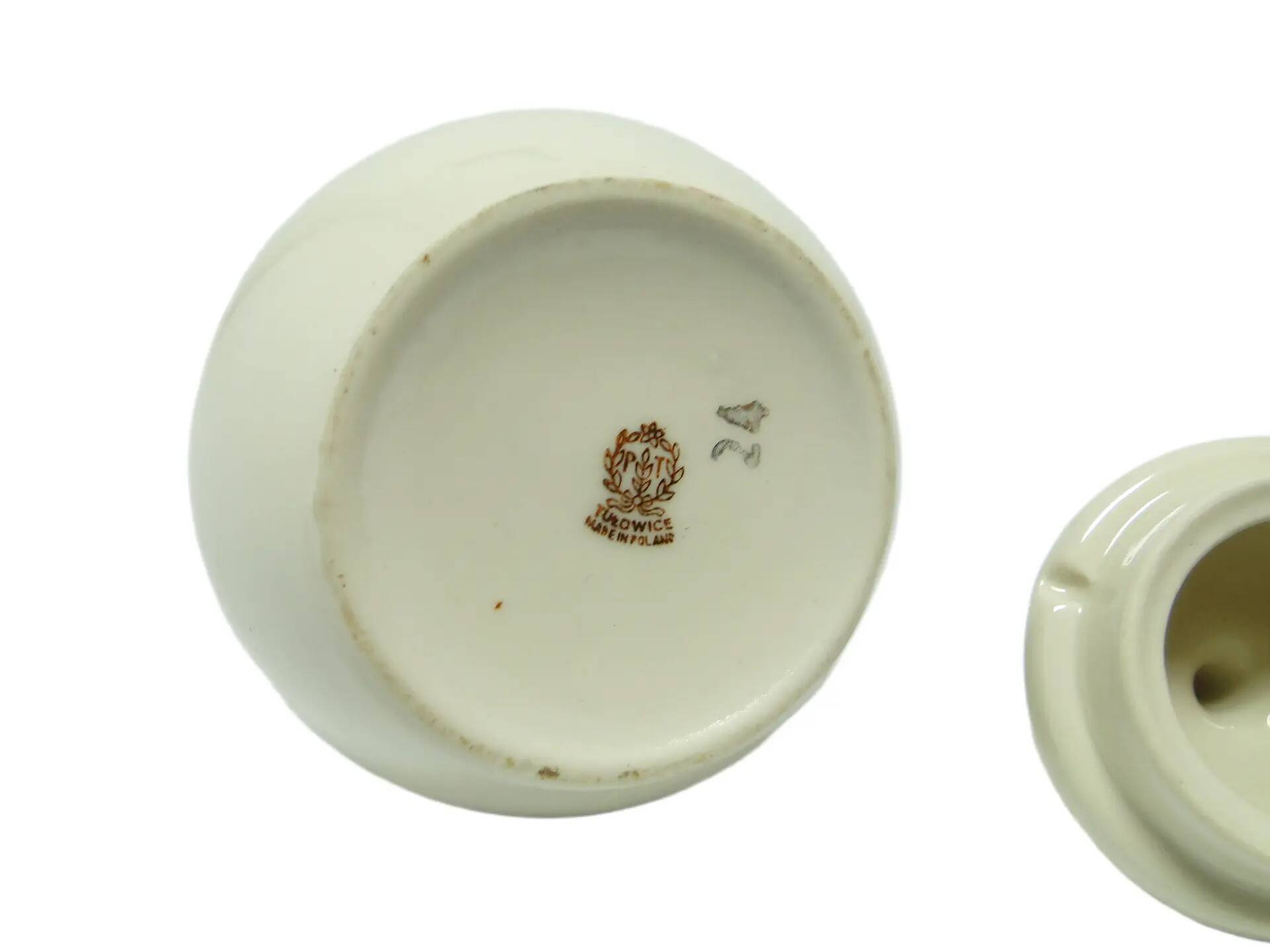 Ewa sugar bowl, modernism, ivory white porcelain, Poland, 1970s.