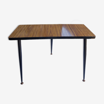 Table basse formica tripode