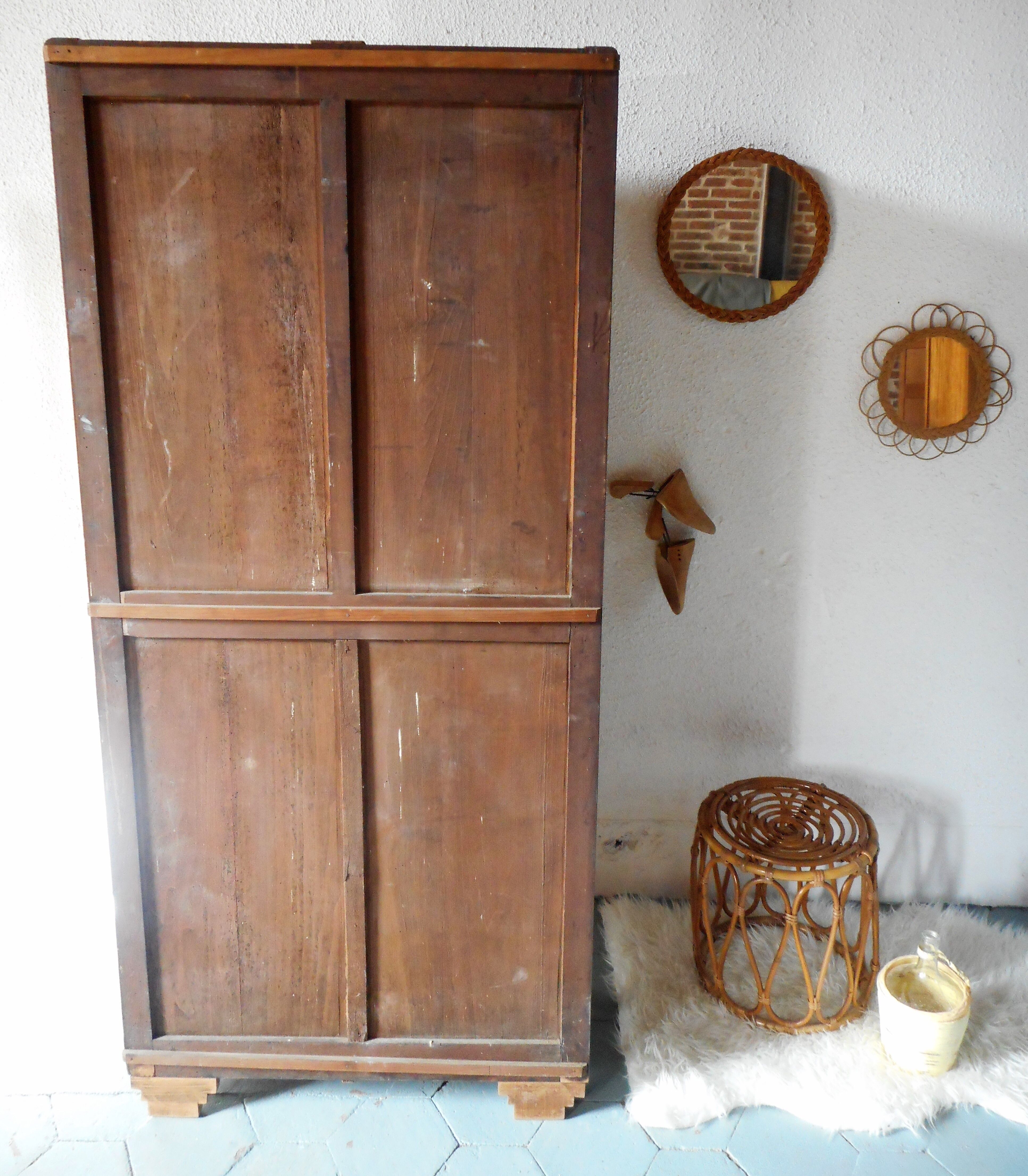 Glass cabinet in paris