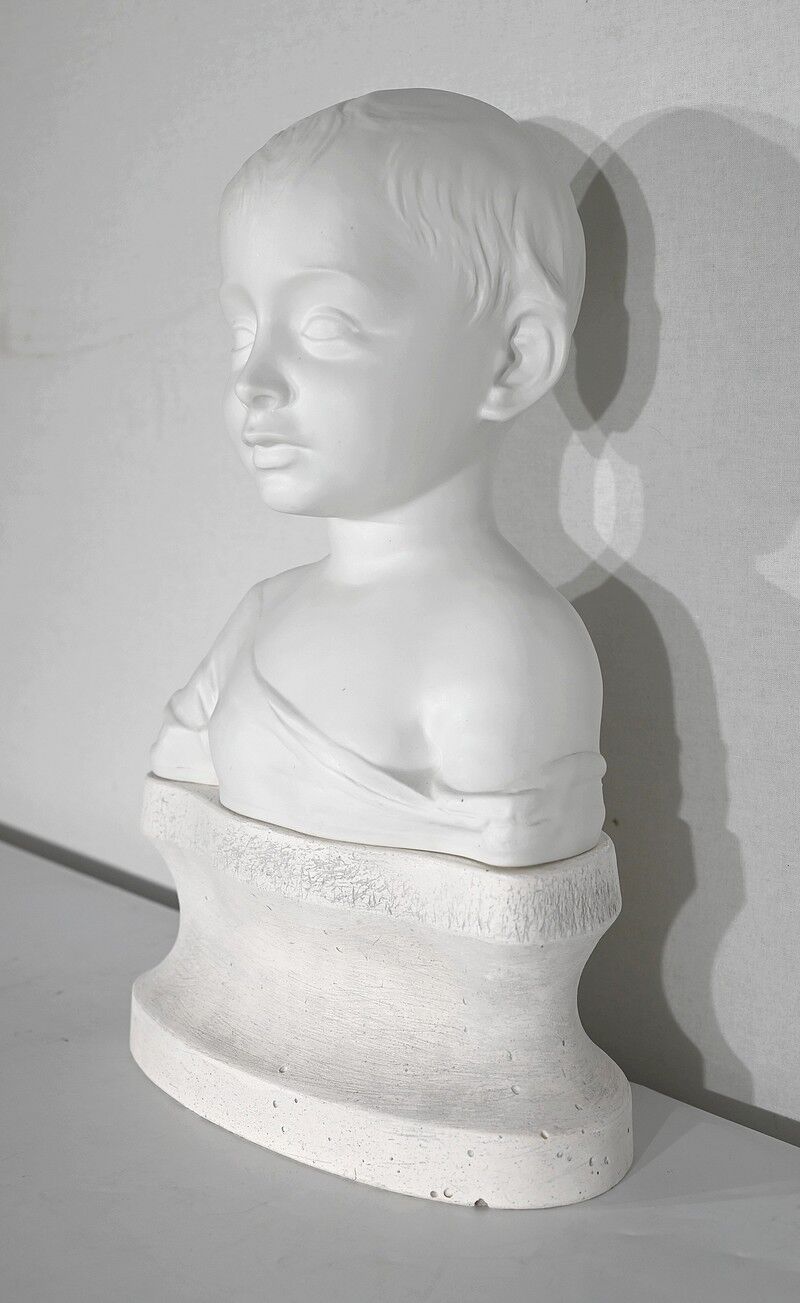 Children's bust in biscuit of limoges – early twentieth century