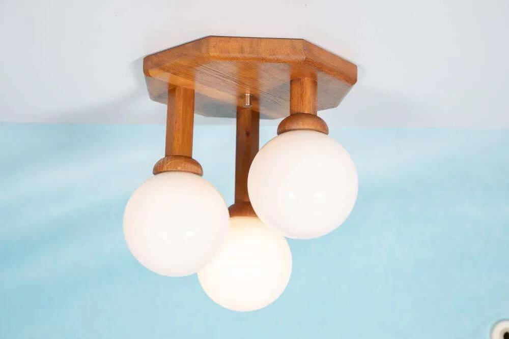 Bohemian glass ball table lamp from the 70s, wood & glass