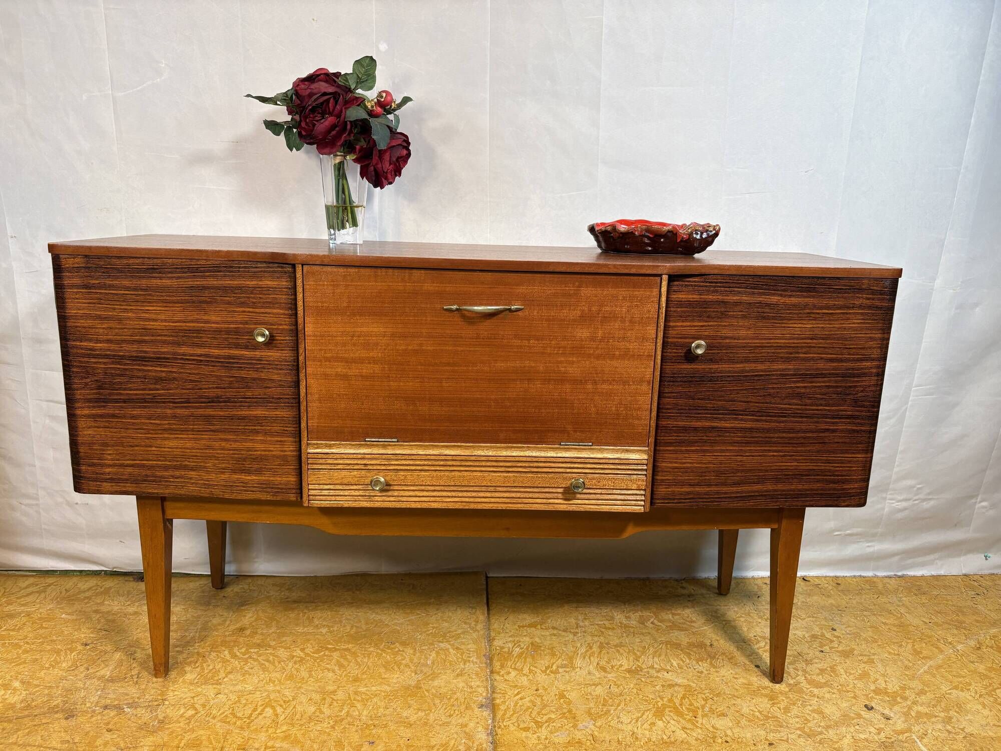 Mid-Century Retro Vintage Teak Sideboard by Stonehill Early 1960s  With Bar