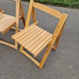 Set of 4 vintage folding chairs