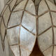 Lampe en nacre et bois d’olivier
