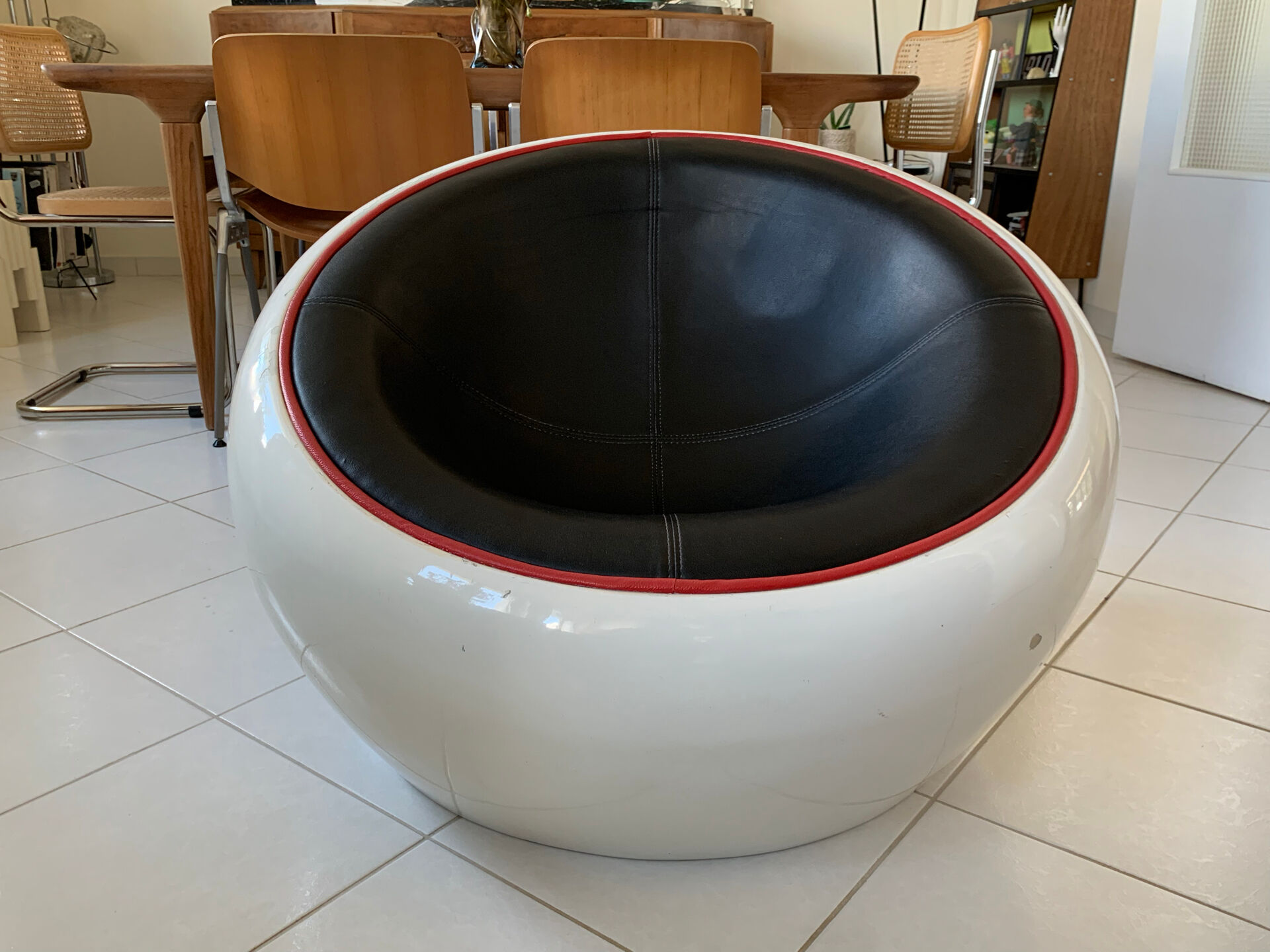 Egg Pod Ball Chair Space Age in fibreglass – 1960s/70s