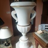 Antique style lamp with marble effect