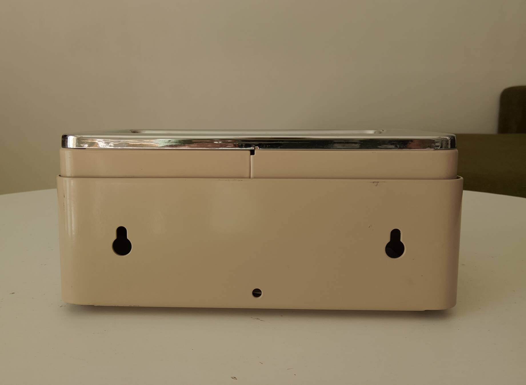 Vintage wall ashtray from the Rossignol workshop, 1970s/80s.