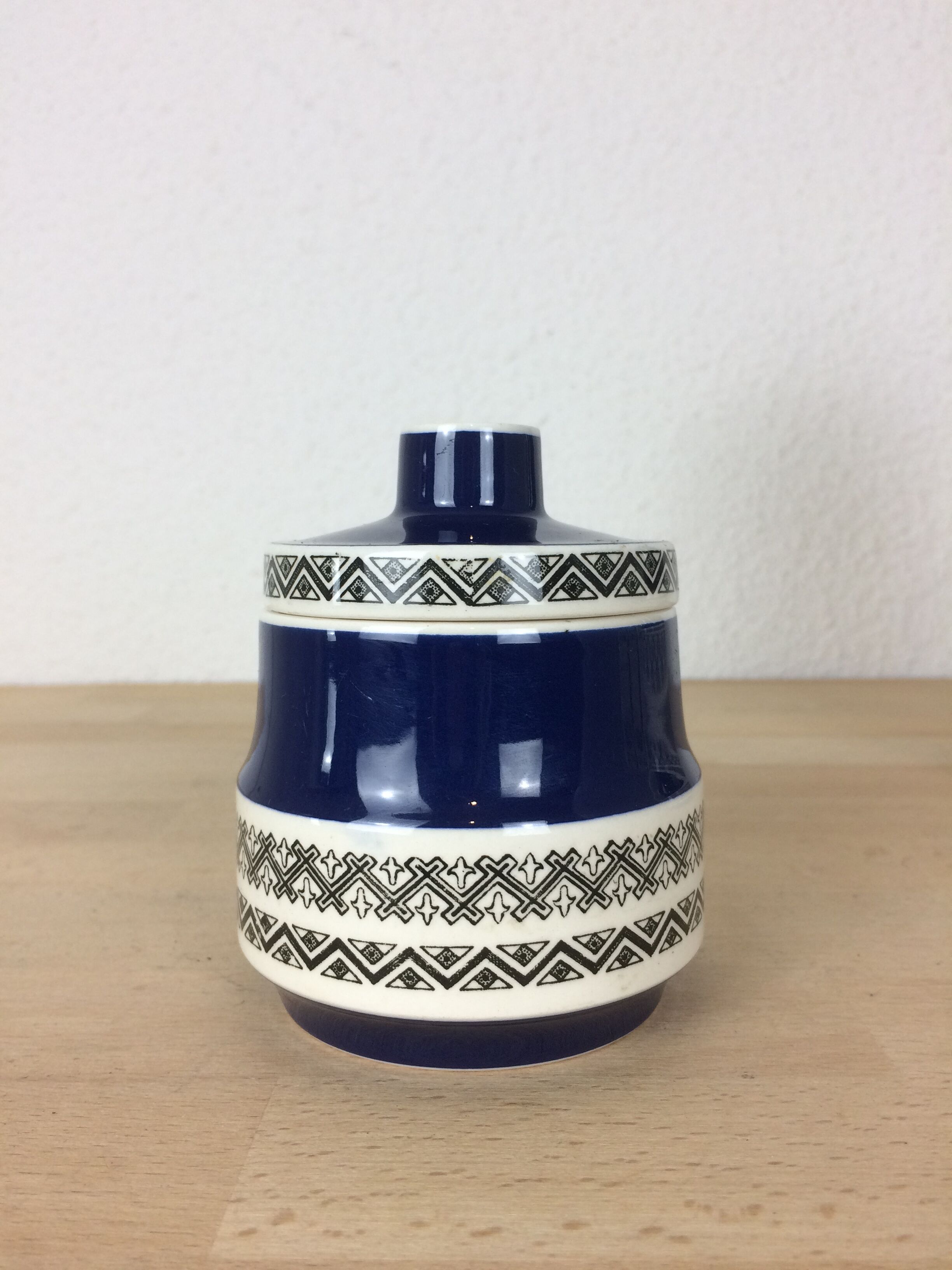 Milk pot and sugar model Sapphire de Villeroy - Boch, ceramics
