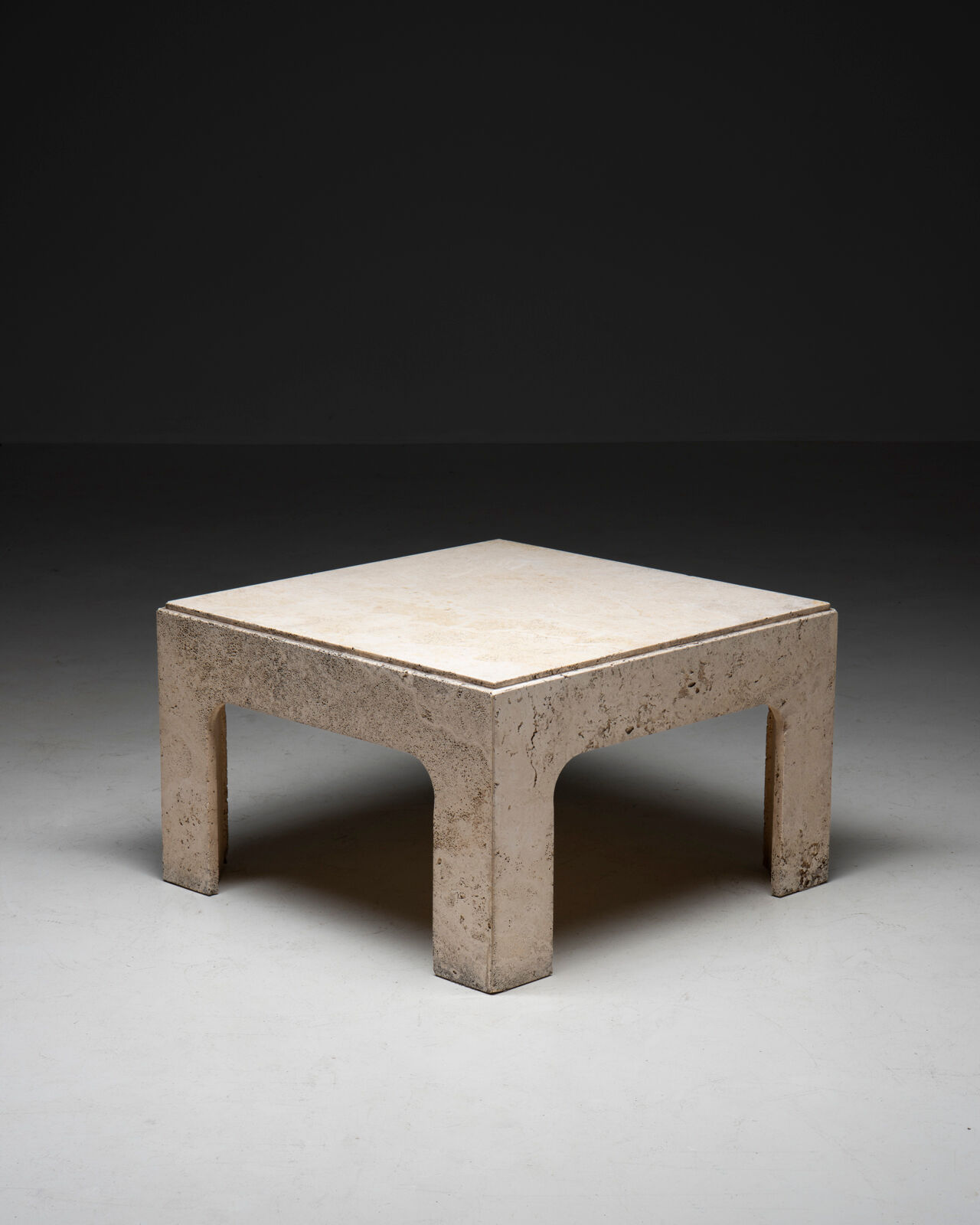 Square coffee table in travertine 1980