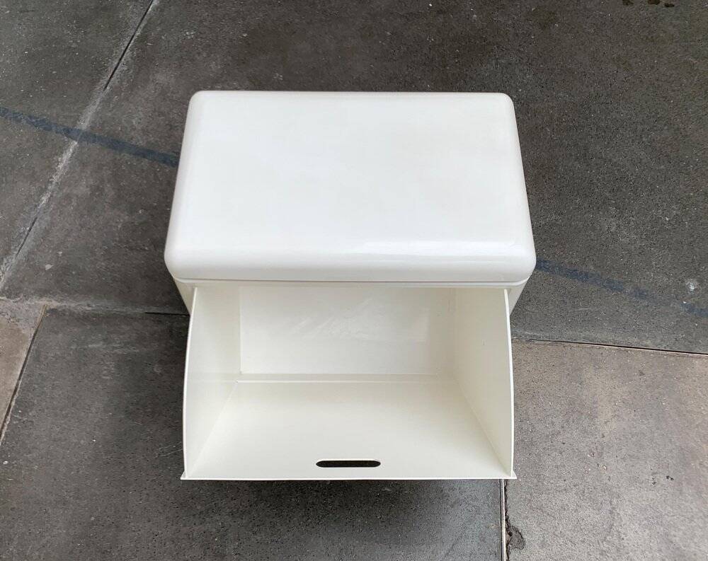 Italian laundry basket from the mid-century space age, 1960s