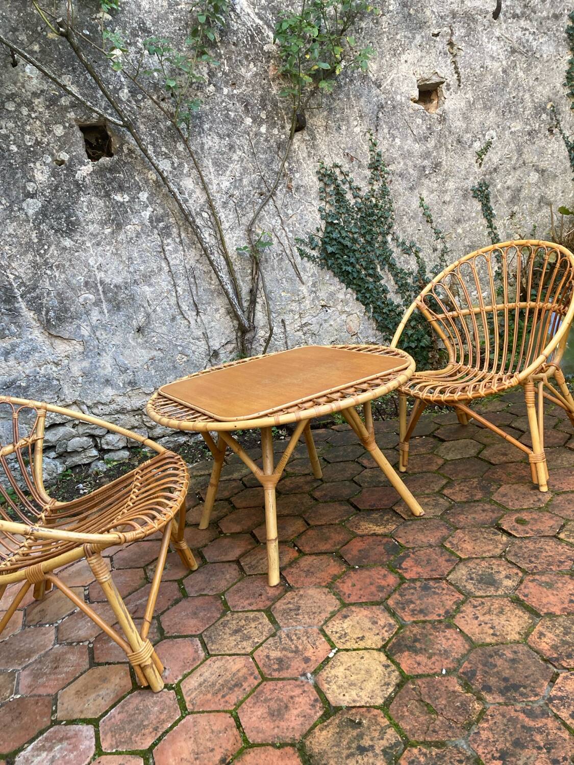 Vintage rattan lounge
