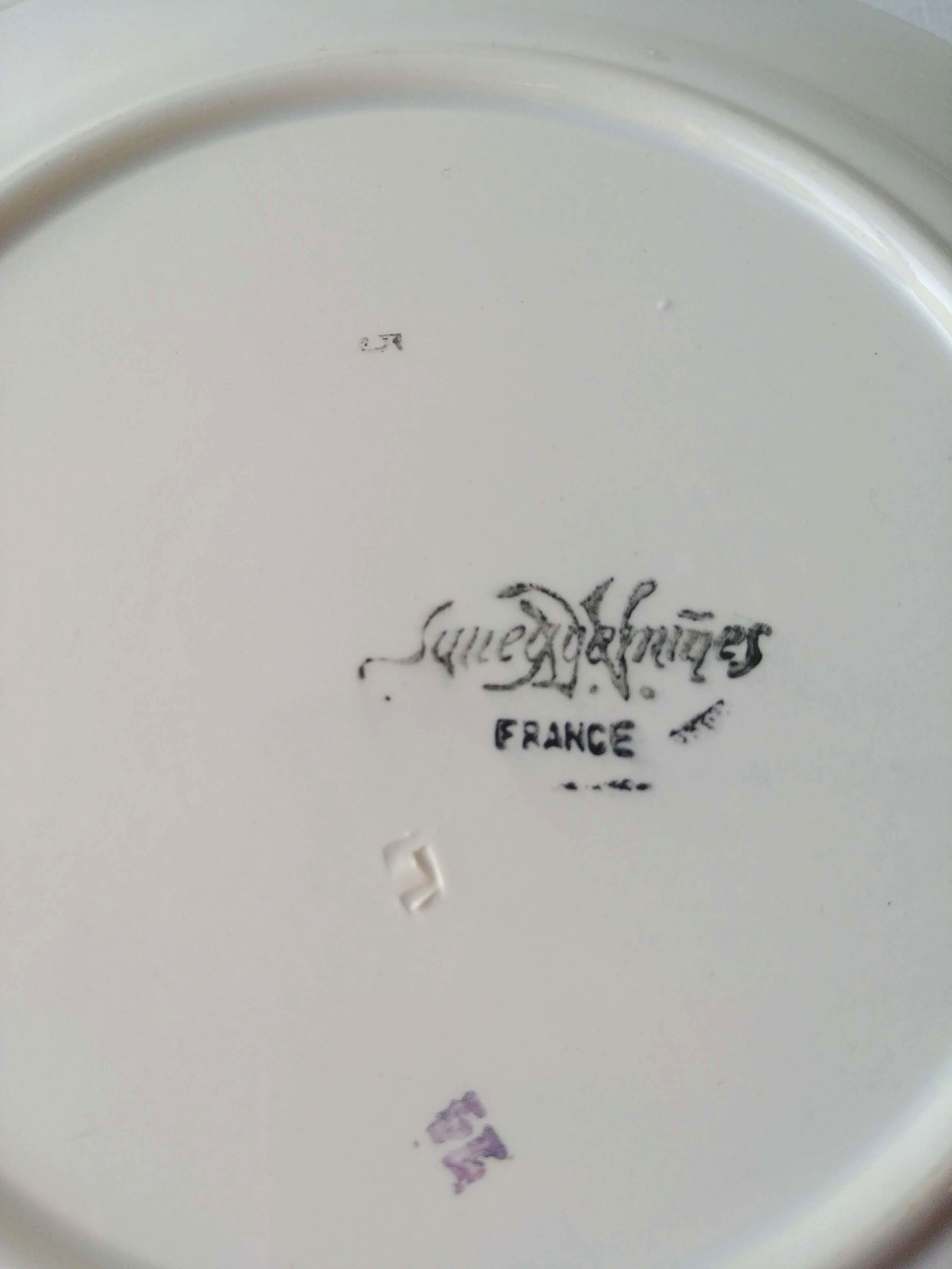 Suite de 4 assiettes Sarreguemines
