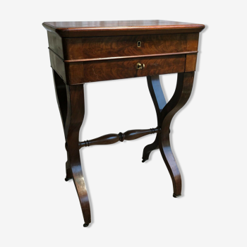 Mahogany-working sewing table and mahogany tackle