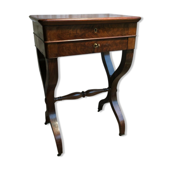Mahogany-working sewing table and mahogany tackle