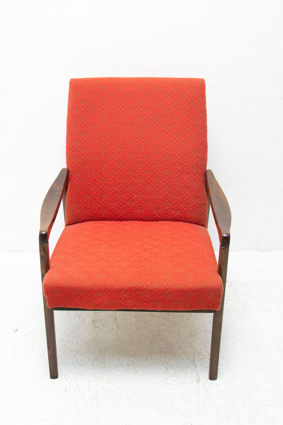 Paire de fauteuils par Jiří Jiroutek pour Interiér Praha, années 1970