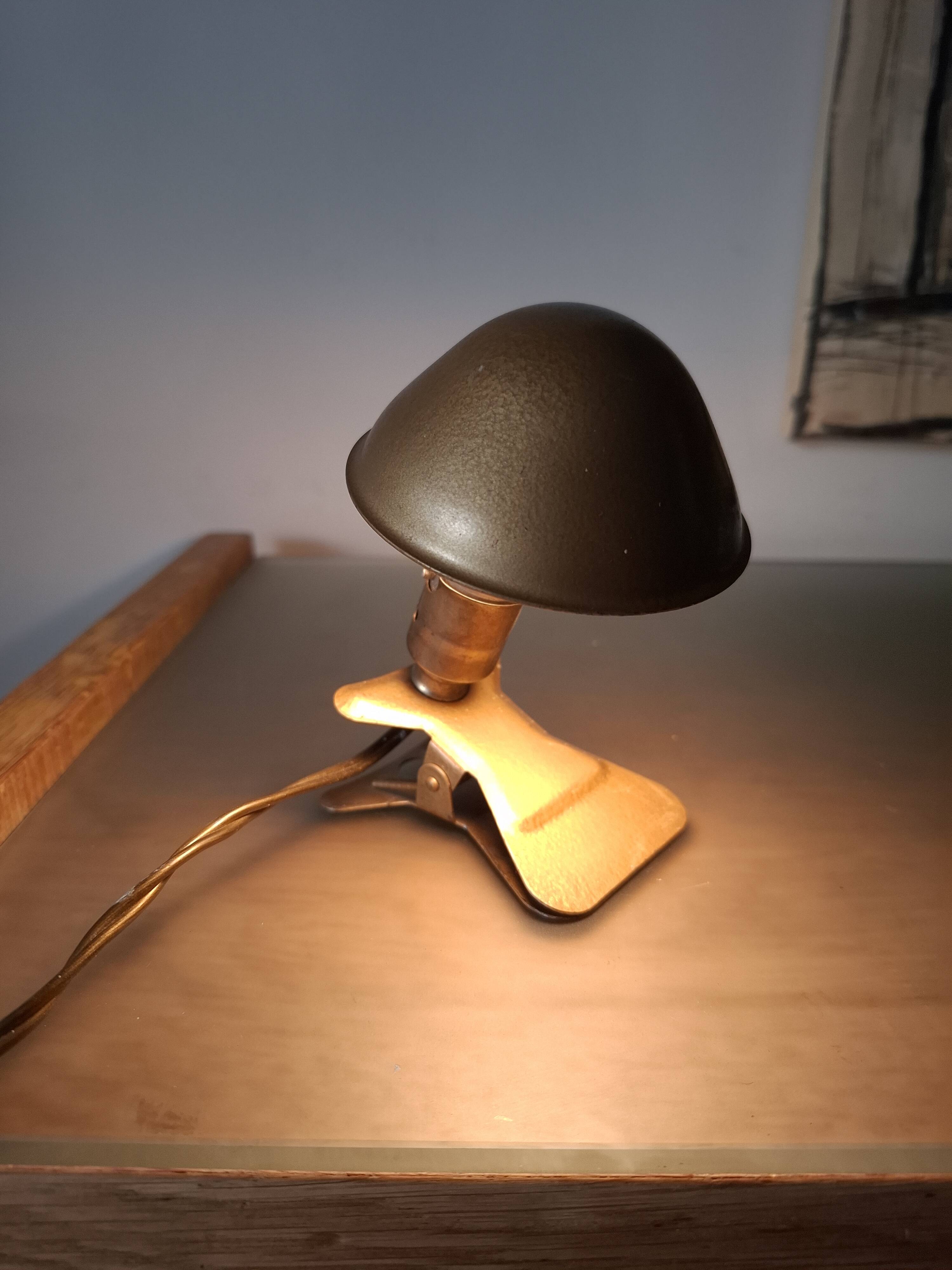 Lampe vintage en metal champignon