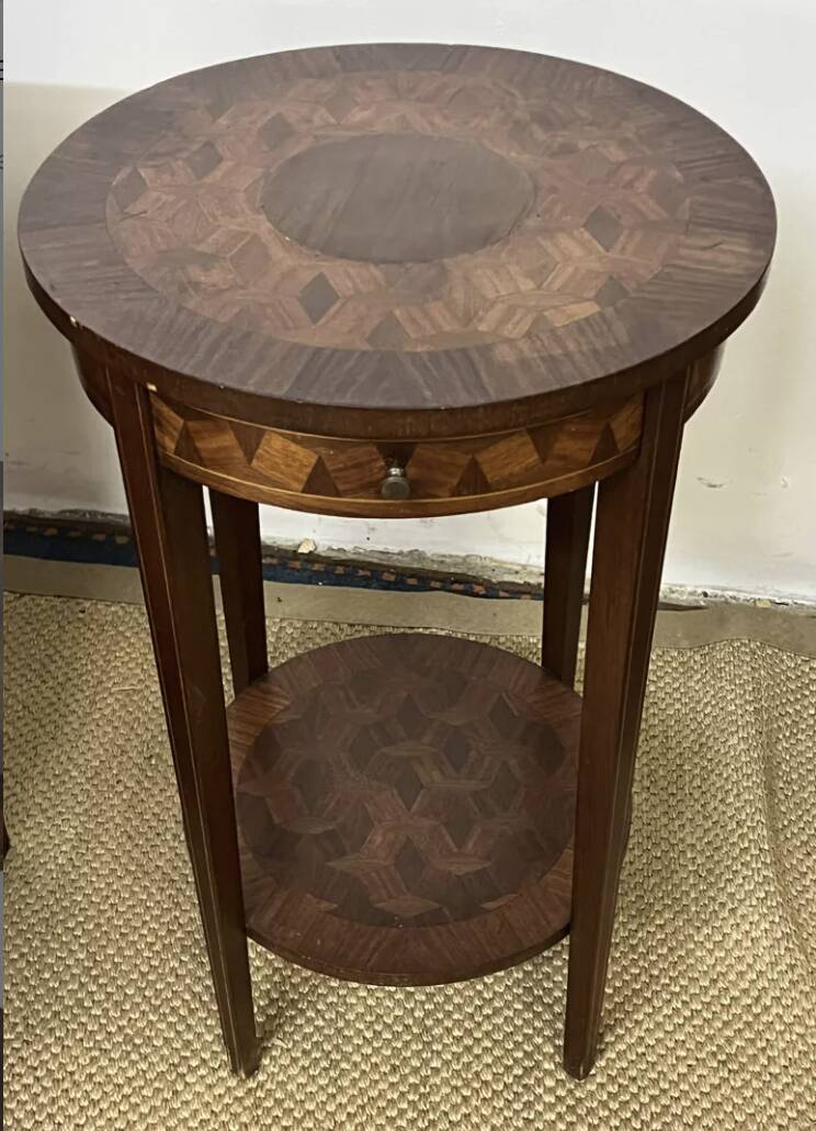 Round pedestal table / side table in wood marquetry