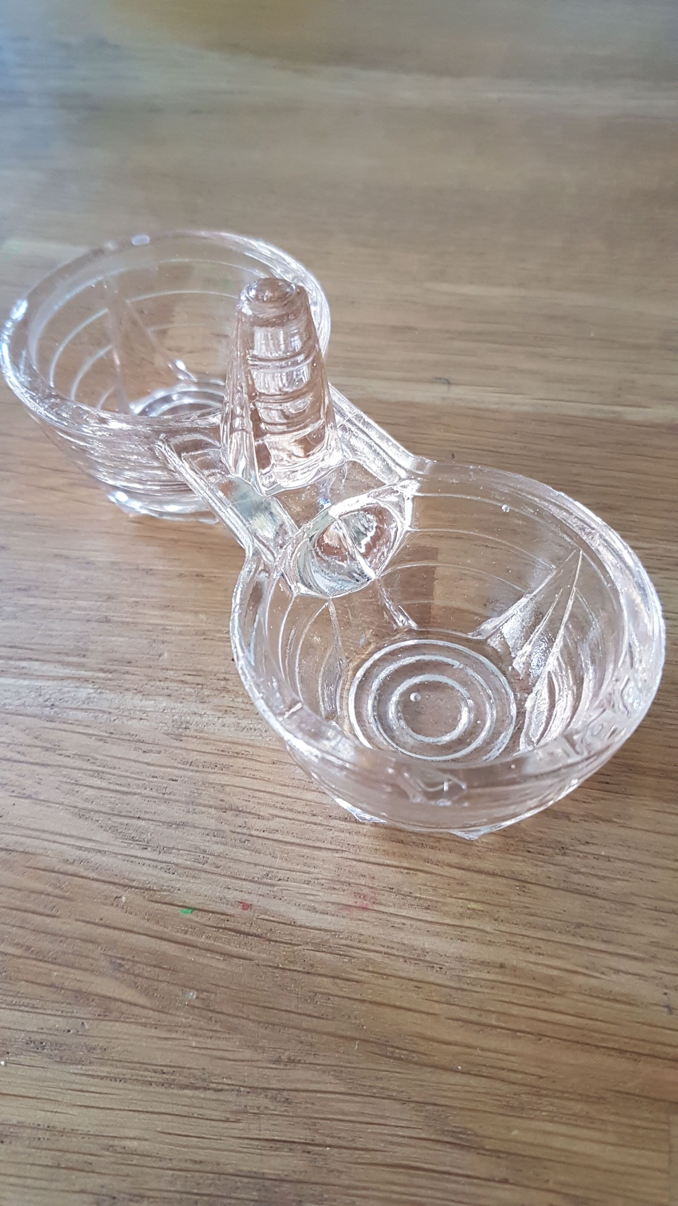 Saleron en verre art déco
