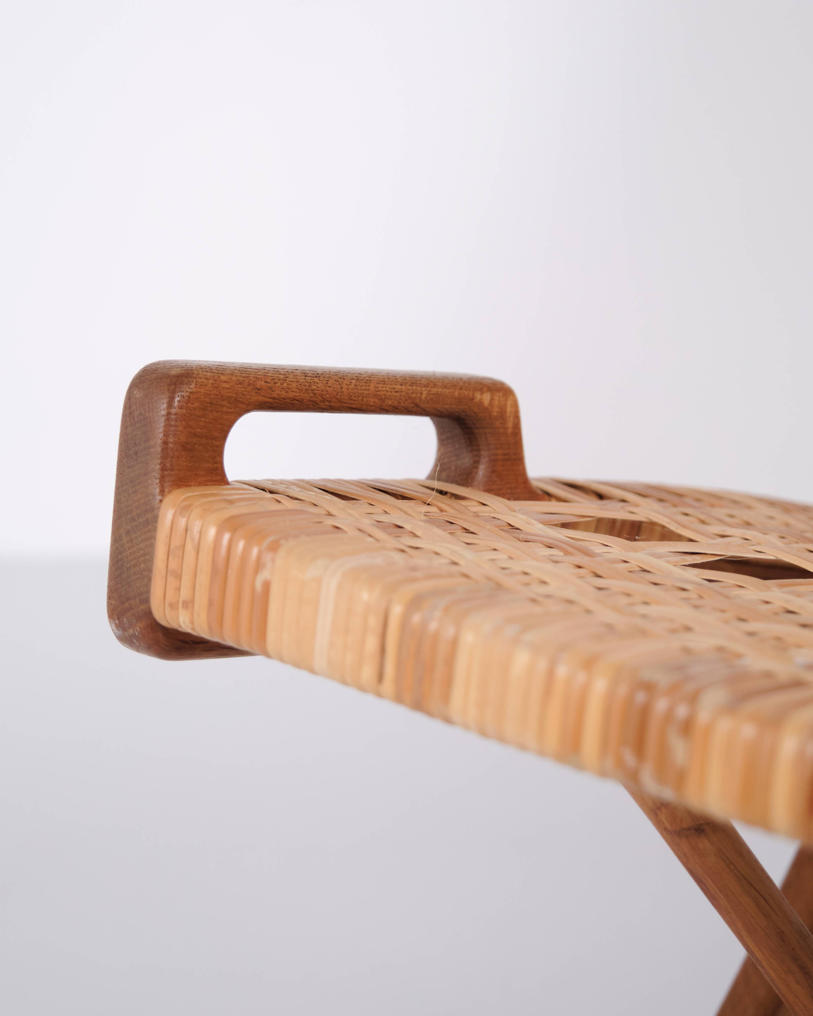 Armchair / folding chair – model JH 512 “The Fireplace Chair” – patinated oak – original cane – Hans J. Wegner – Johannes Hansen – 1950s