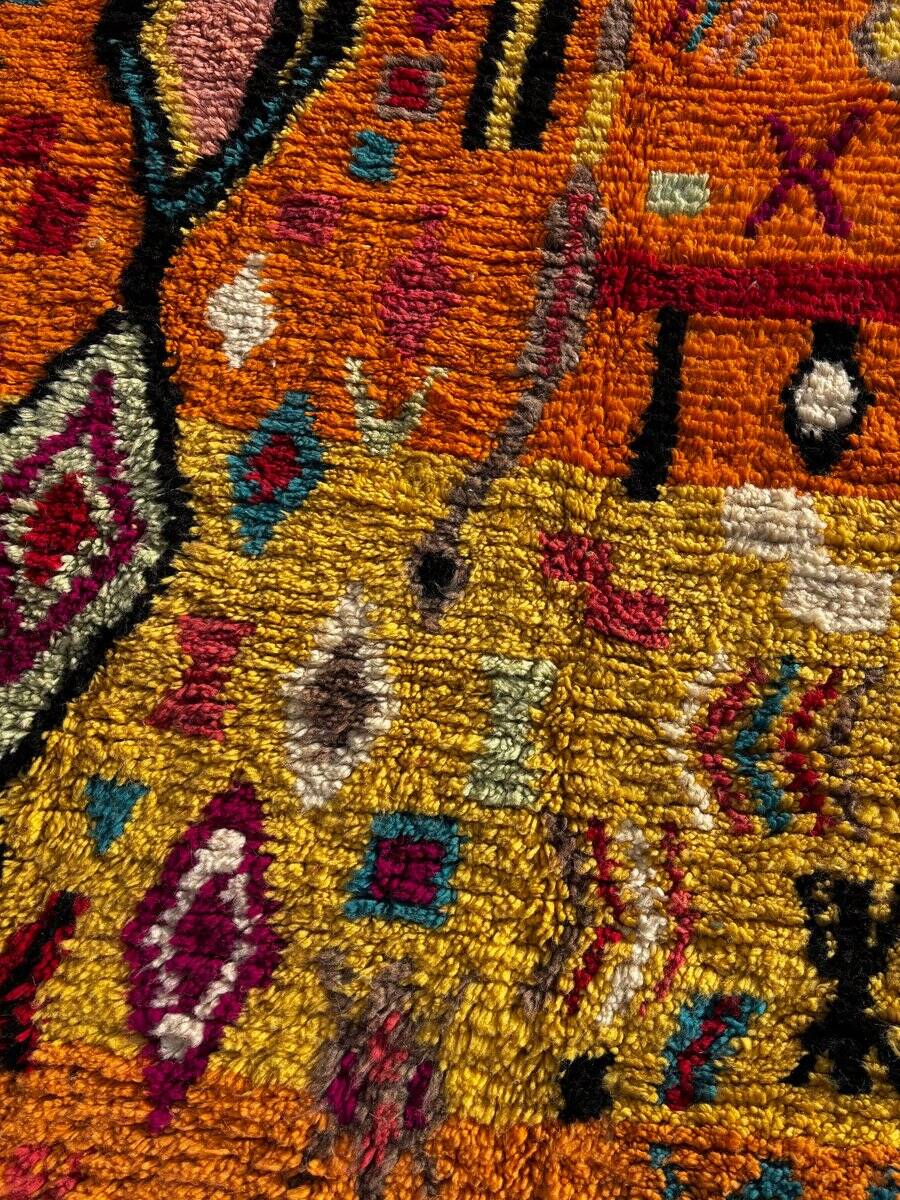 Modern Boujad Moroccan Berber rug in wool.