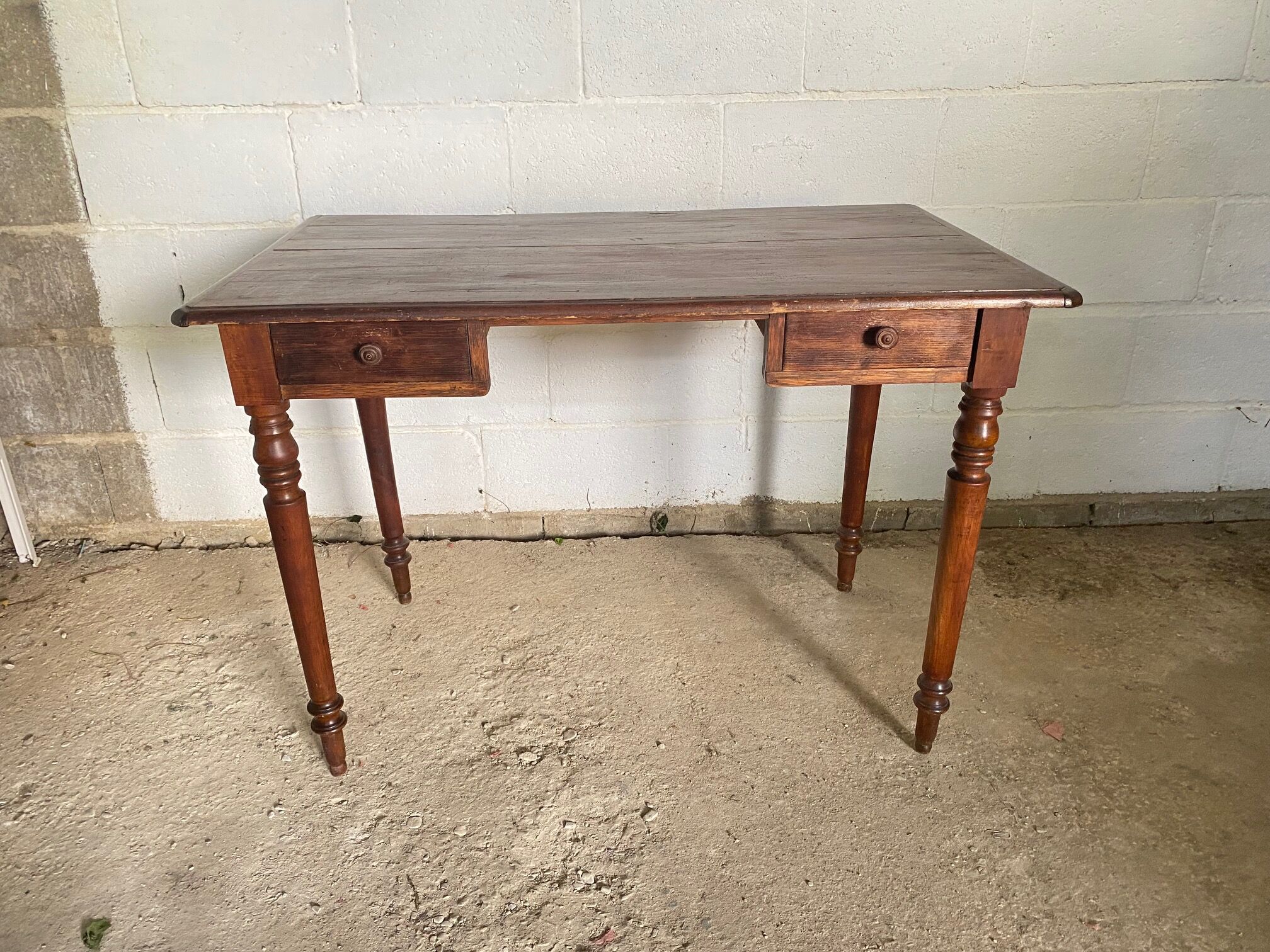 Office 2 drawers in solid wood turned legs year 1900