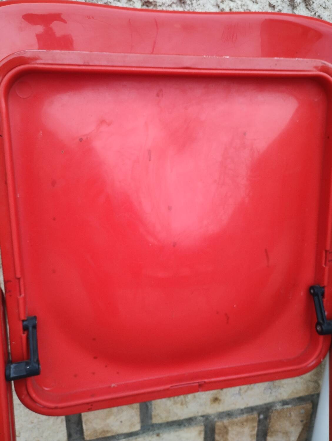 Pair of Italian folding chairs