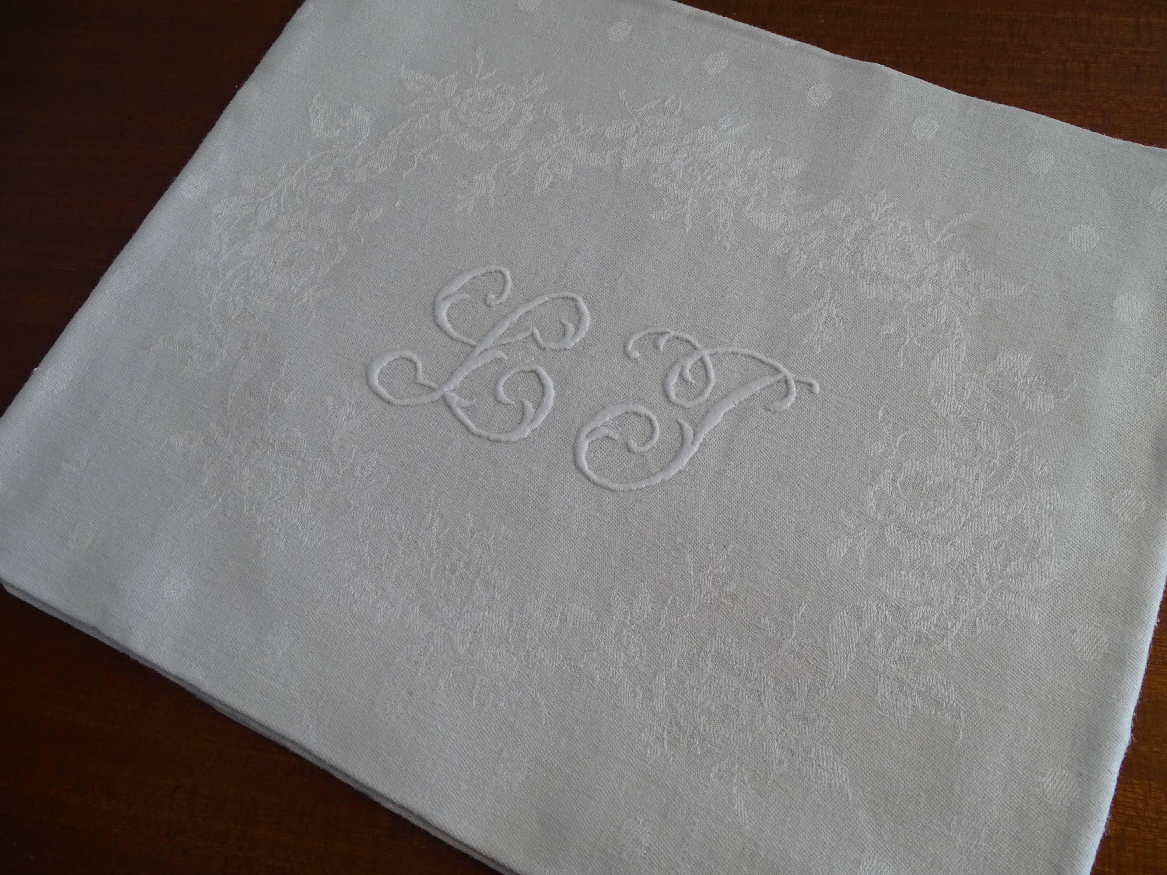 10 old embroidered napkins with L.J monogrammed damask cotton