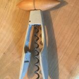 “Power pull” corkscrew