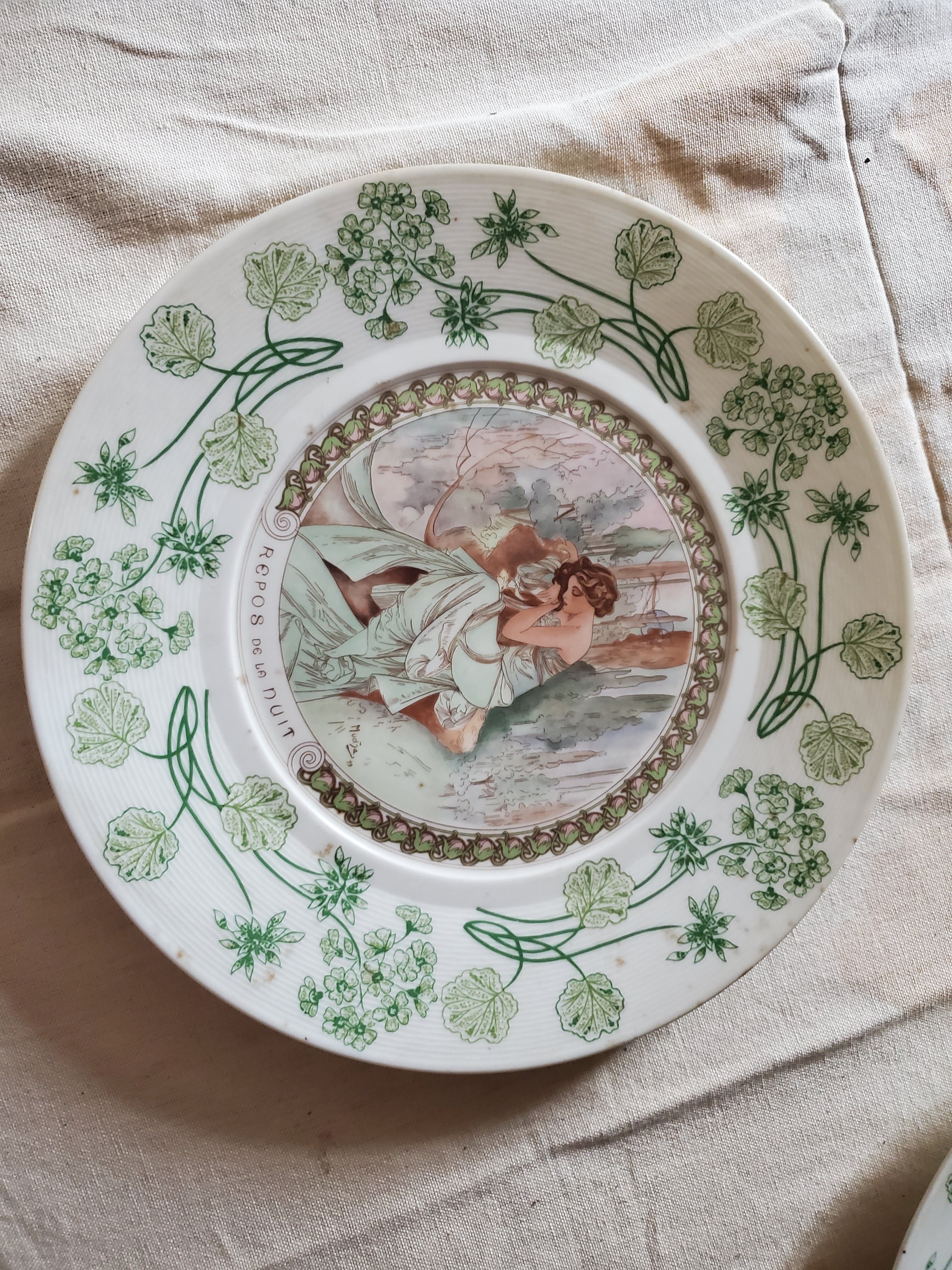 Assiettes Mucha