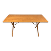 Table model AT-303 in oak by Hans J. Wegner