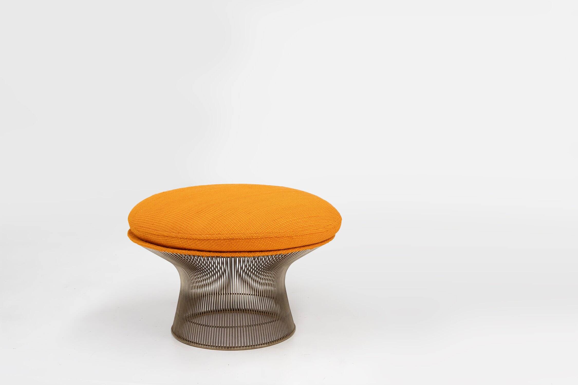 Set of Model 1705 Easy Chair and Ottoman Set by Warren Platner for Knoll, 1
