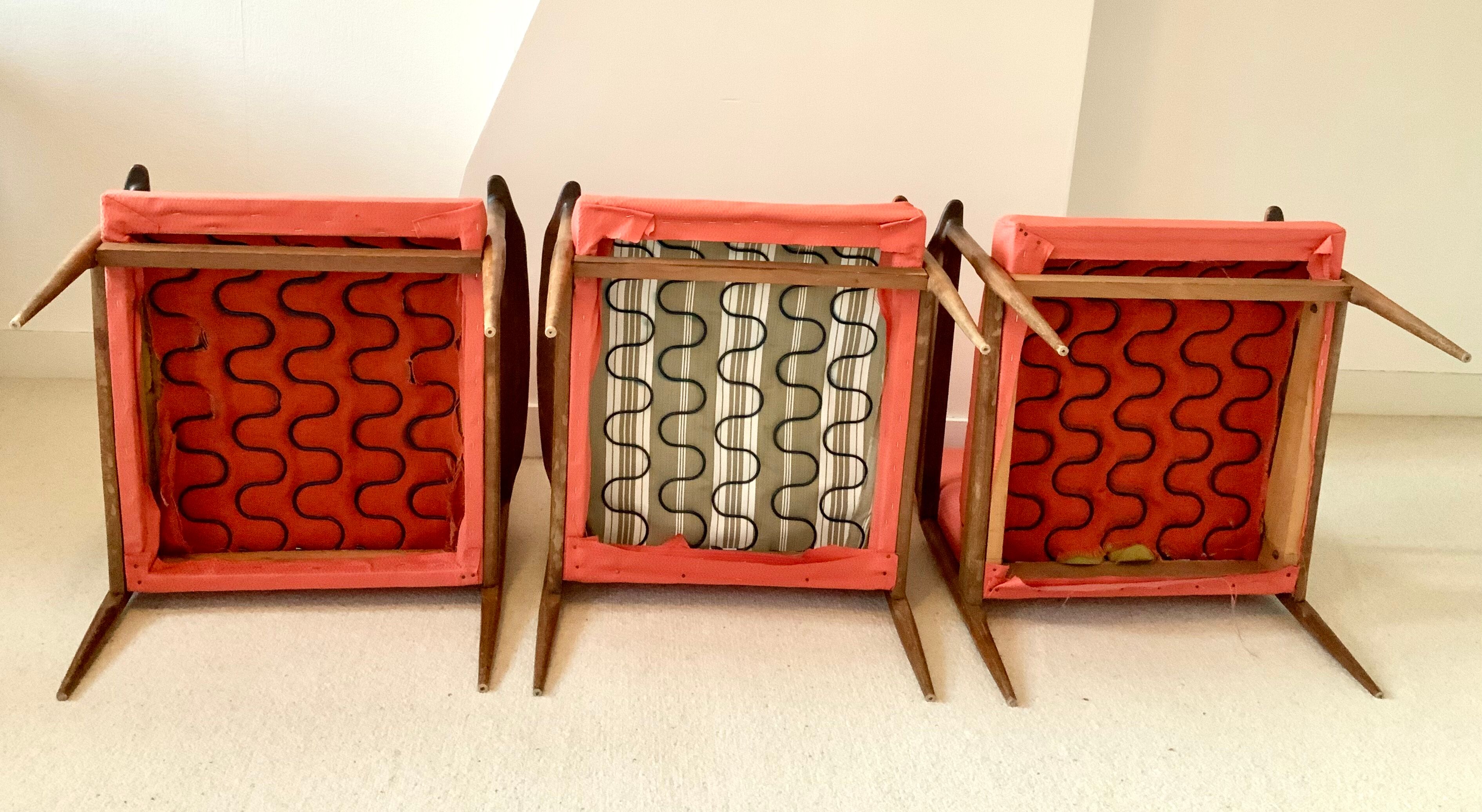 Set de 3 fauteuils à restaurer