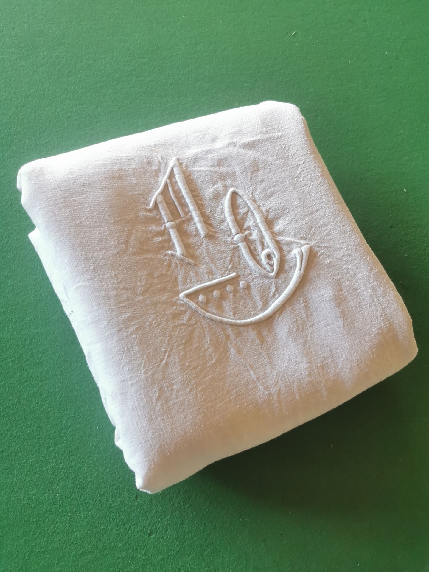 Drap ancien en lin monogrammé 3,40x2,20 m