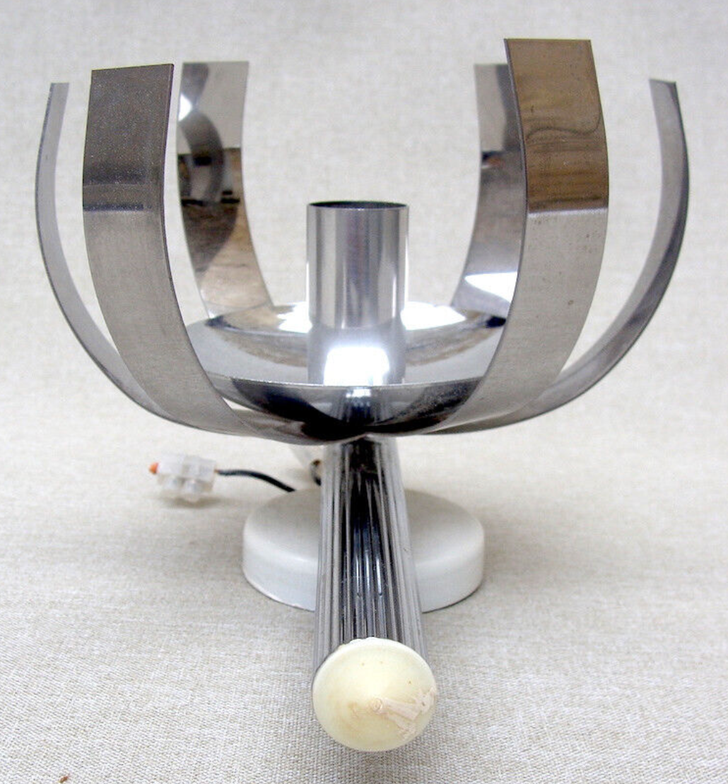 Pair of wall lamps "Fleur de lumière" Trocmé chromed aluminum, 70s