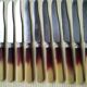 12 cheese knives, fruit handle in horn
