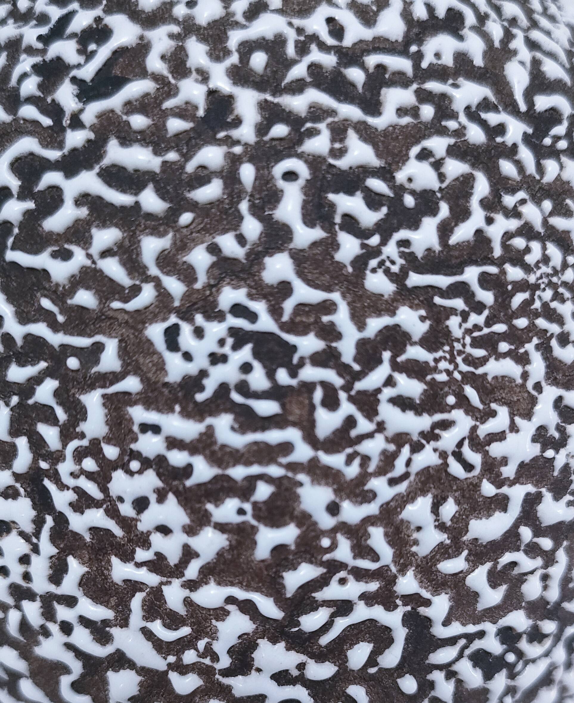 Art deco contorted ceramic lamp base in the Louis Dage Jean Besnard style from the 1930s