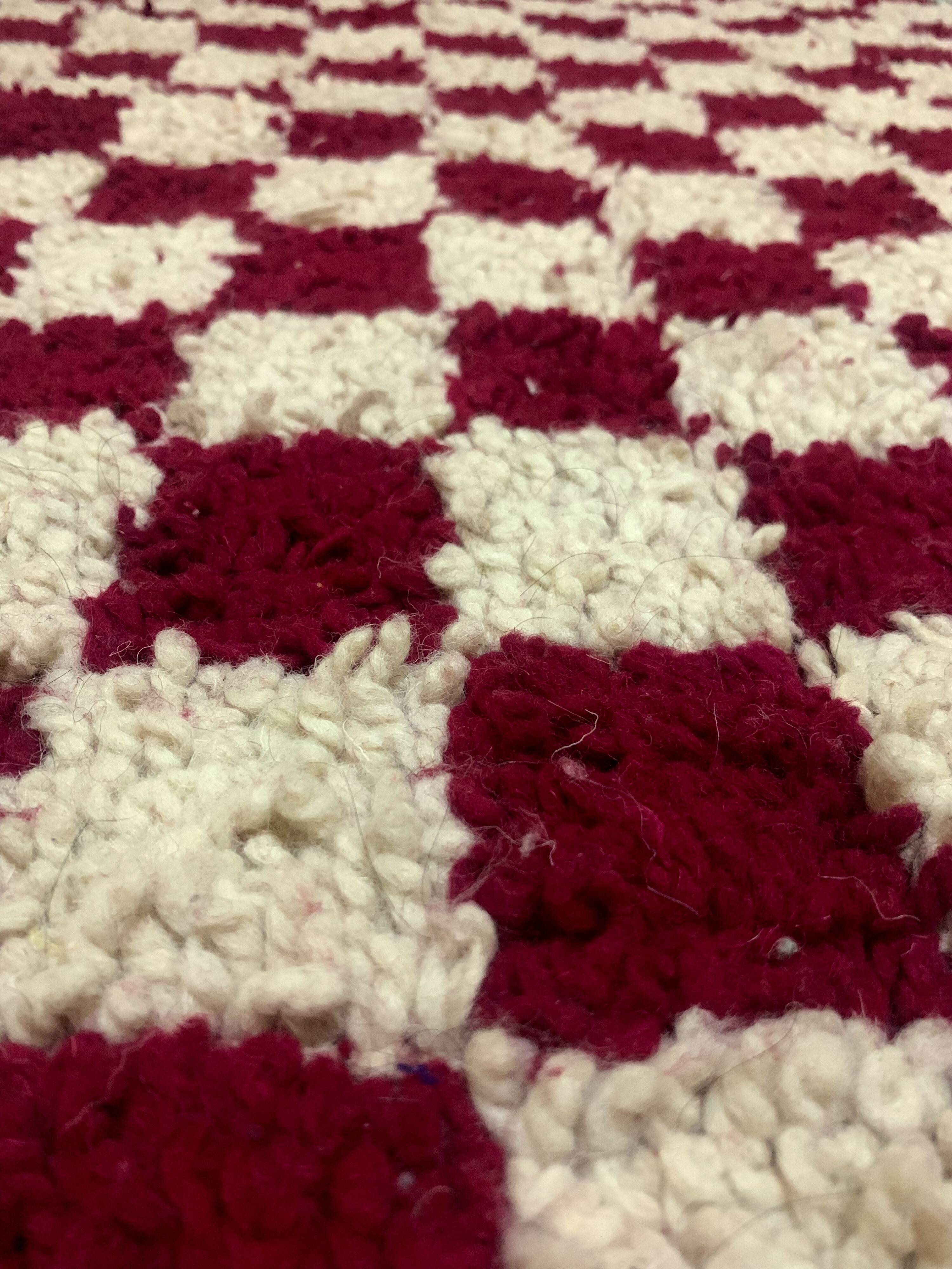 Traditional handmade Benni Ouarin rug size 120 x 80 cm